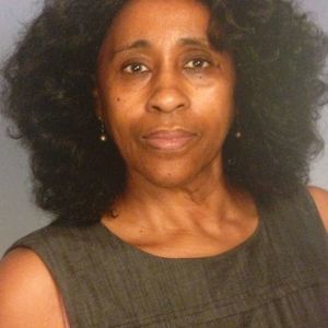 Meet your Posher, Sharon